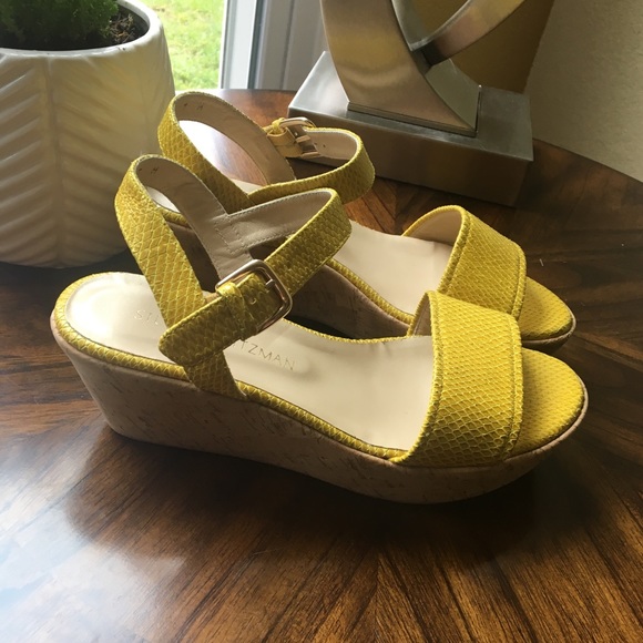 🎉HP🎉 Stuart Weitzman Yellow Sandals - Picture 3 of 5